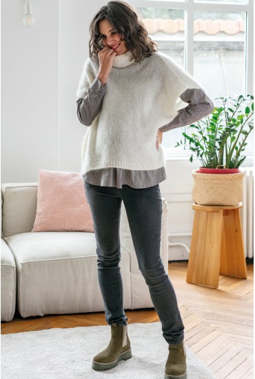 Pull poncho col roulé ecru